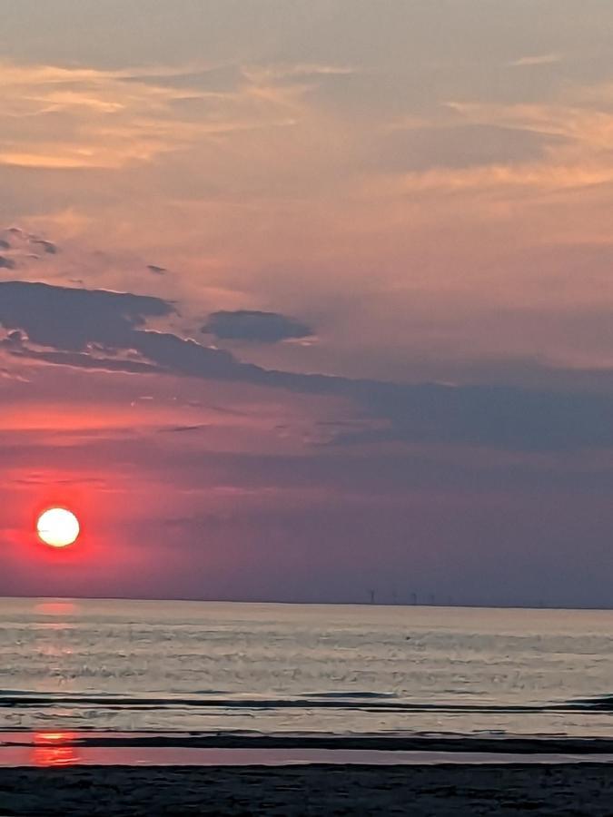 Zomerhuis In Wijk Aan Zee! 2 Pers Bagian luar foto